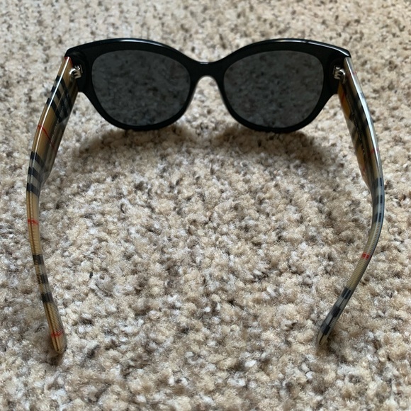 Burberry 4294 Sunglasses main image 12